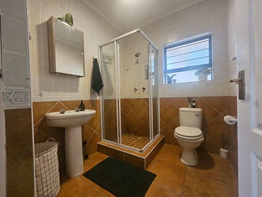2 Bedroom Property for Sale in Heather Park Western Cape